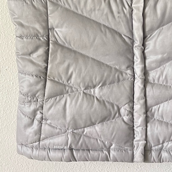 The North Face 550 Fill Women's Down Quilted Puffer Vest Light Gray Size Small - Picture 4 of 16